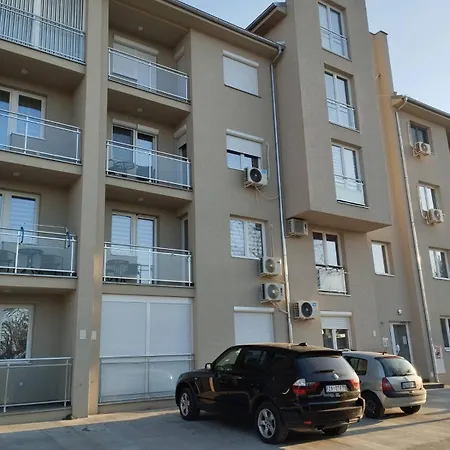 Lägenhet Maki I Jeka *